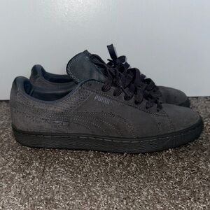 Puma Men's Low-Profile Suede Sneakers - Black